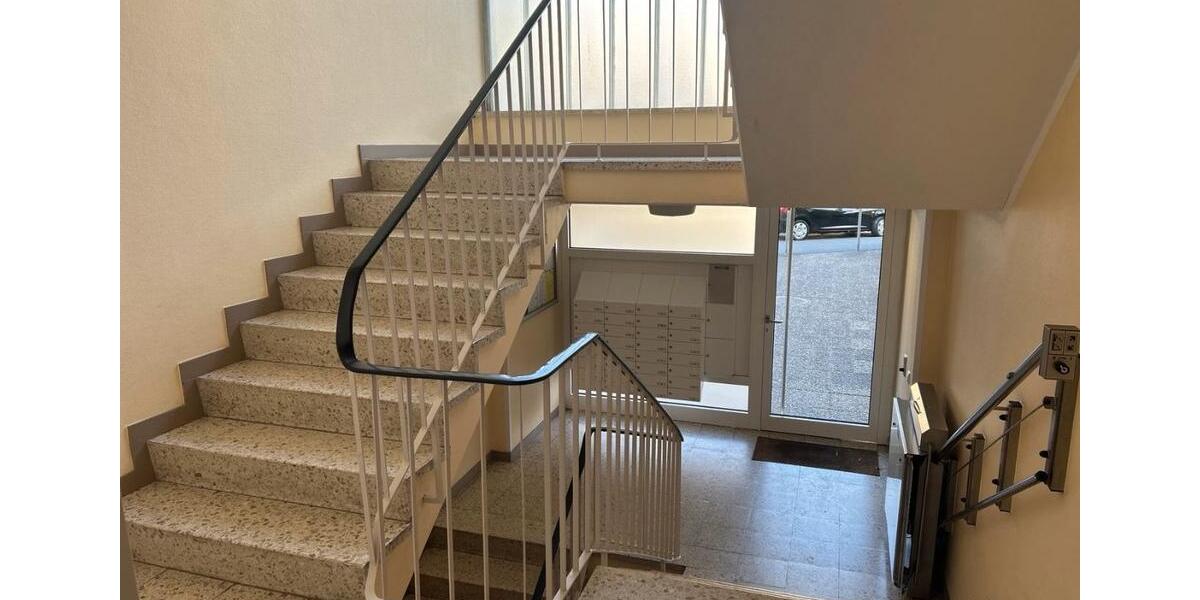 Etagenwohnung Bischofsheim - 2 Zimmer, 63 m&sup2;, 1.350&euro; | Angebot:26409328