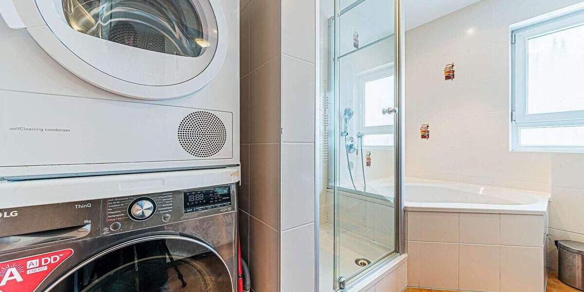 Etagenwohnung Frankfurt am Main Nied - 4 Zimmer, 110 m&sup2;, 2.450&euro; | Angebot:25727283