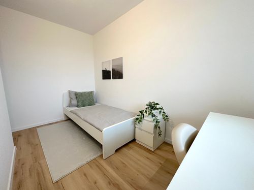 Etagenwohnung Frankfurt am Main Eschersheim - 1 Zimmer, 25 m&sup2;, 610&euro; | Angebot:25370321