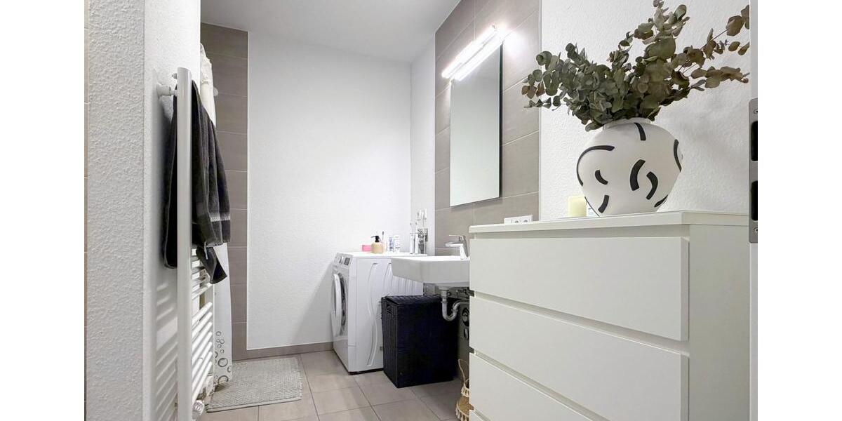 Frankfurt, Niederursel: Moderne 2 Zi.-Wohnung mit Einbauküche und Balkon *BJ 2020* 2 zimmer