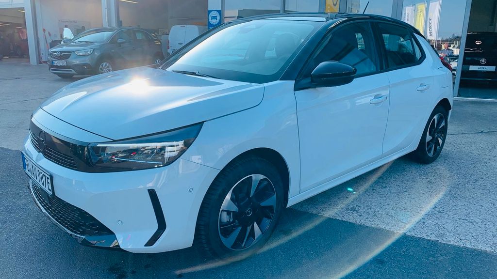 Opel Corsa 1.500 km 31.500 &euro; Bad Vilbel 61118