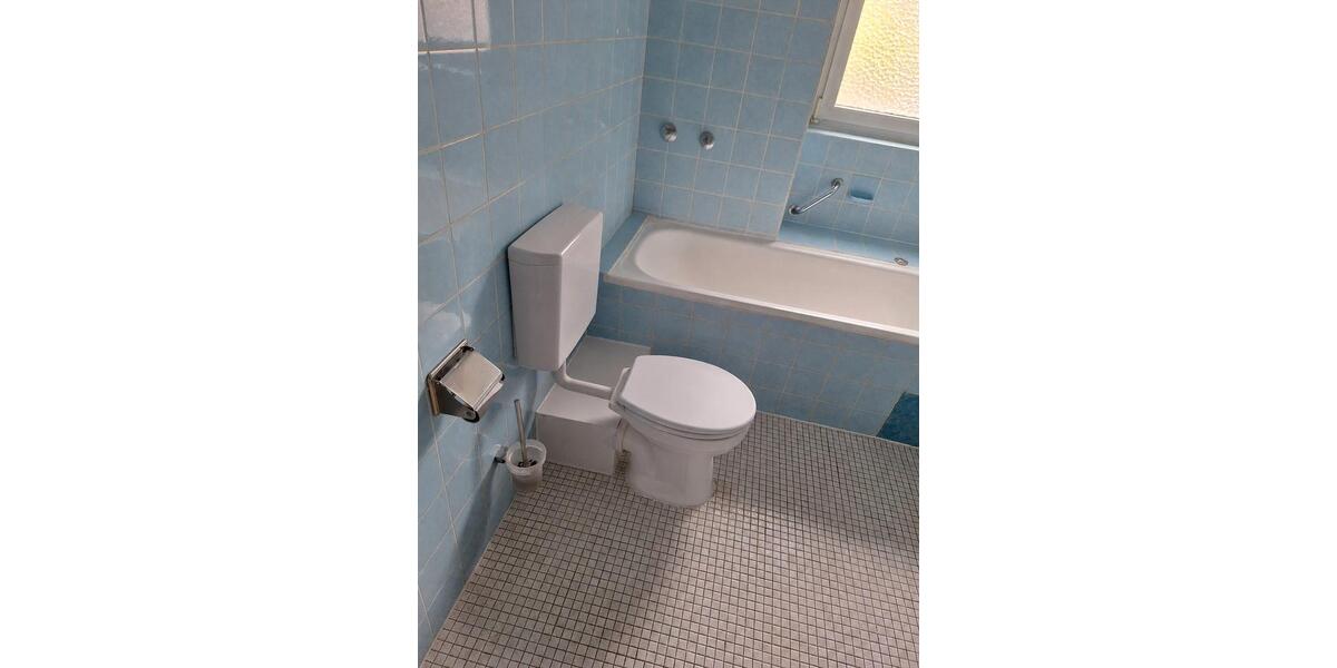 Erdgeschoßwohnung Frankfurt am Main Nord-West - 3 Zimmer, 84 m&sup2;, 1.350&euro; | Angebot:26639017