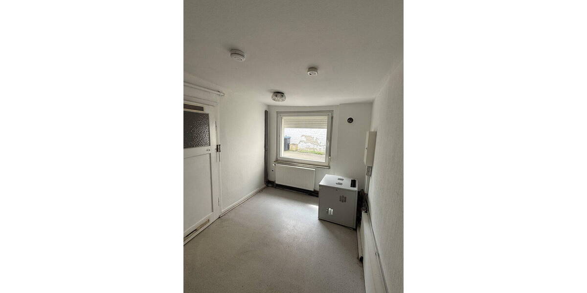 Einfamilienhaus Friedberg Ockstadt - 8 Zimmer, 195 m&sup2;, 2.490&euro; | Angebot:26358860
