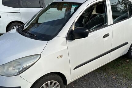 Hyundai i10 141.000 km 1.690 &euro; Hanau 63452