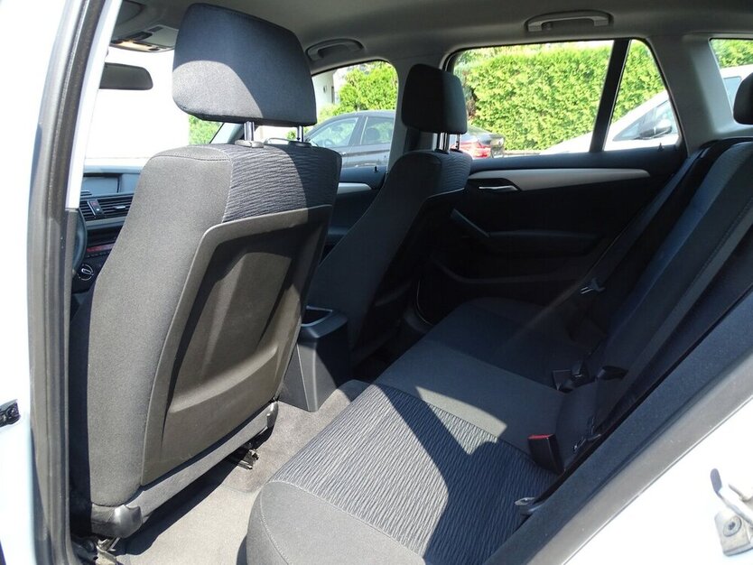 BMW X1 1.8l i sDrive, Steptronic, Sitzheizung, PDC hin 154.921 km 8.690 € Rodgau 63110