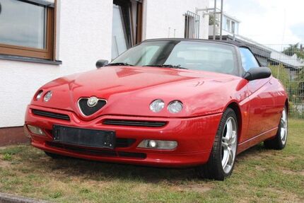 Alfa Romeo Spider 152.551 km 5.500 &euro; Erlensee 63526