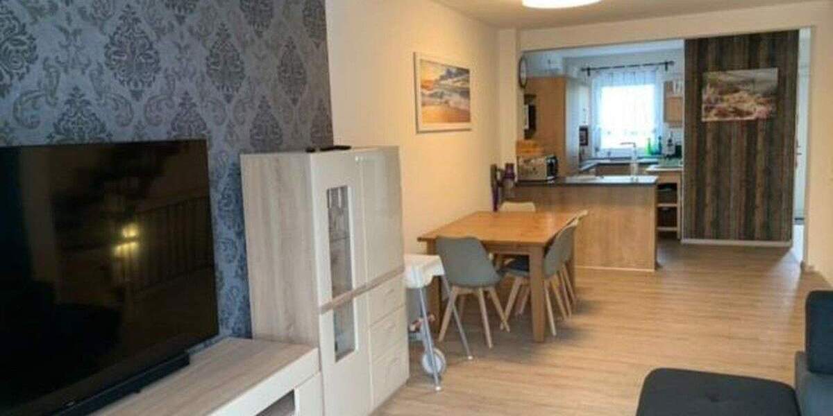 Reihenmittelhaus Frankfurt am Main Praunheim - 5 Zimmer, 120 m&sup2;, 2.500&euro; | Angebot:25676495