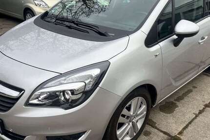 Opel Meriva 78.000 km 9.290 &euro; Dreieich 63303
