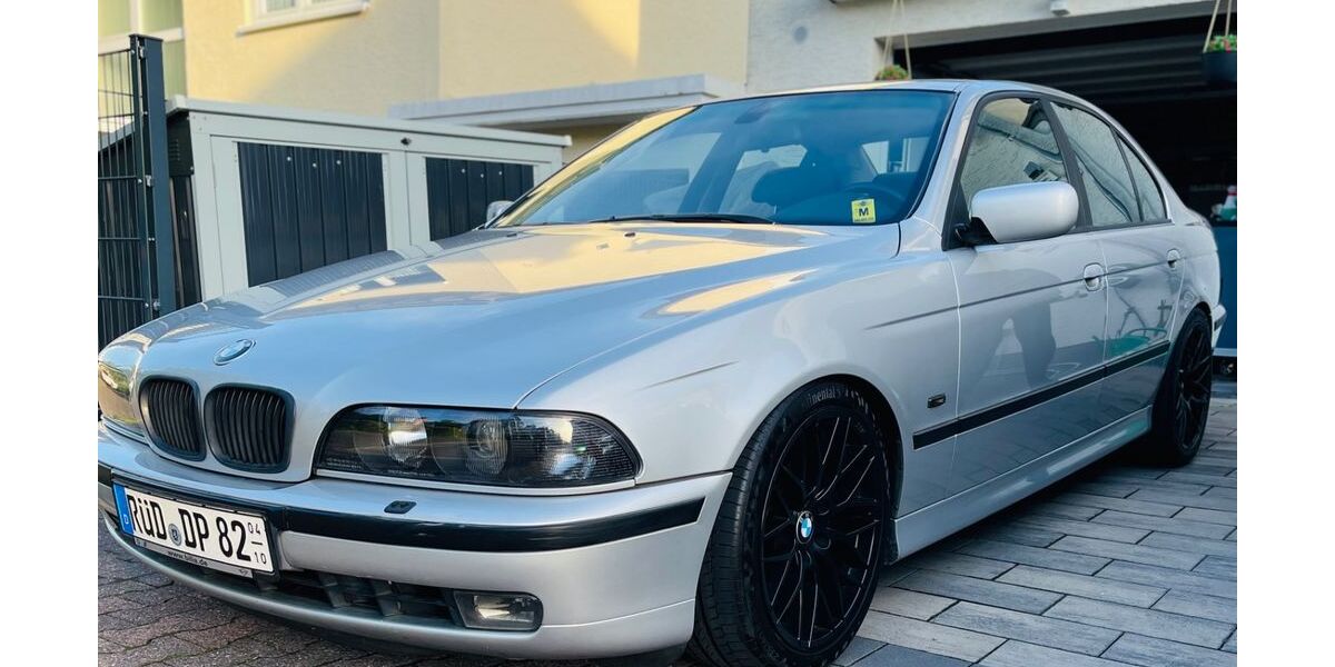 BMW 528 162.000 km 8.500 &euro; Niedernhausen 65527
