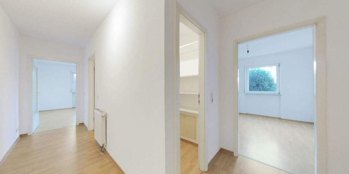 Etagenwohnung Bad Homburg Ober-Erlenbach - 2 Zimmer, 67 m&sup2;, 239.000&euro; | Angebot:25686258