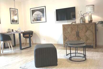 Wohnen auf Zeit in Frankfurt 1.870 € 2 zimmer