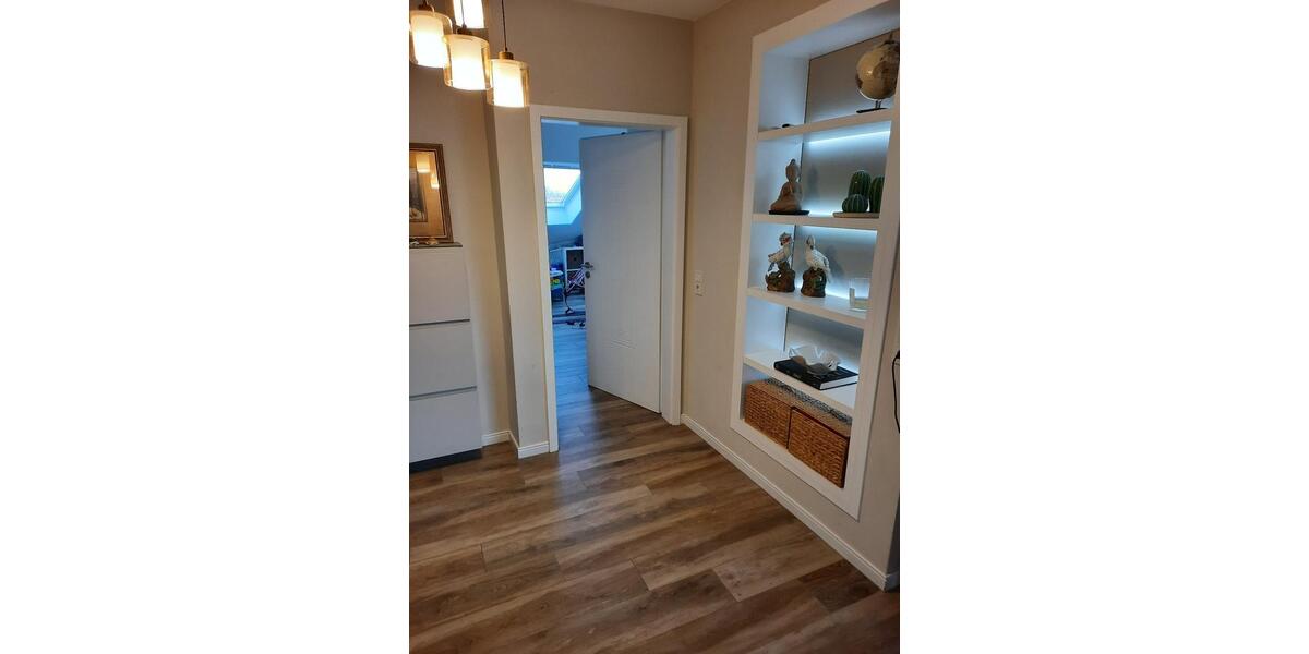 Etagenwohnung Flörsheim am Main - 4 Zimmer, 123 m&sup2;, 1.442&euro; | Angebot:26393829