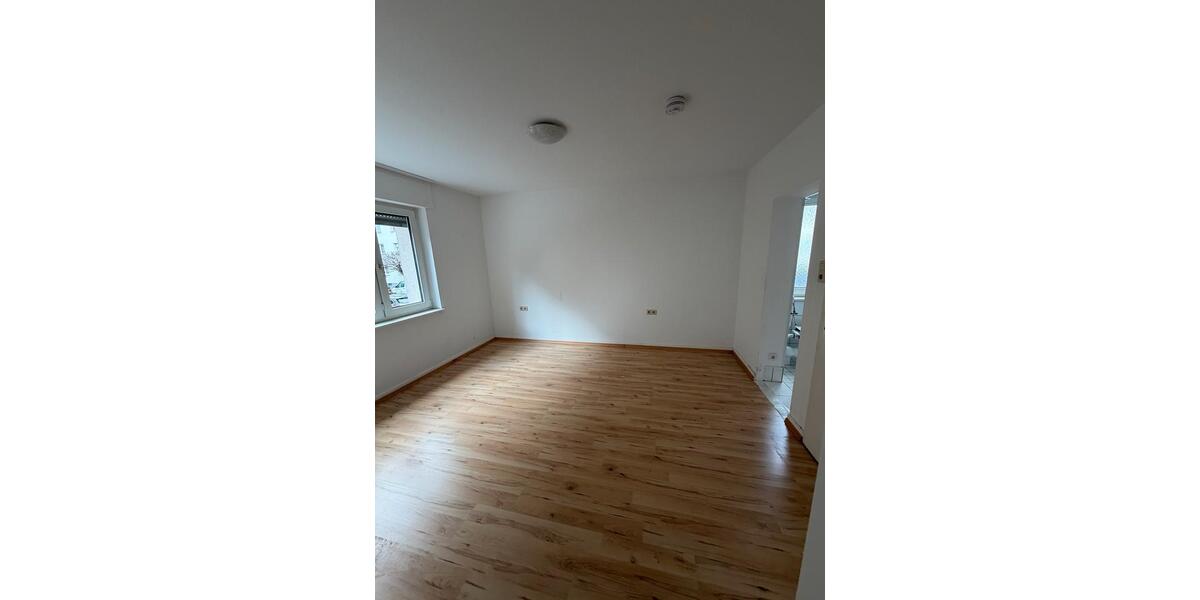 Erdgeschoßwohnung Darmstadt - 2.5 Zimmer, 60 m&sup2;, 1.000&euro; | Angebot:25479988