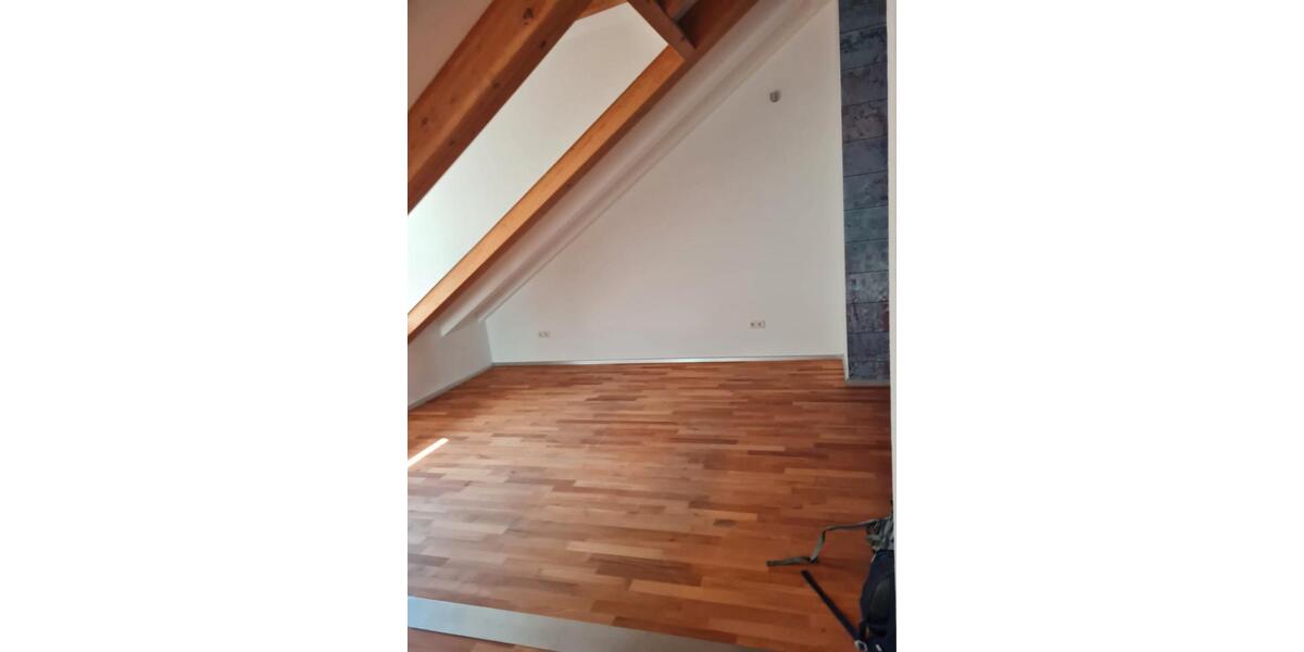 Dachgeschoßwohnung Langen (Hessen) - 3.5 Zimmer, 94 m&sup2;, 375.000&euro; | Angebot:26367969