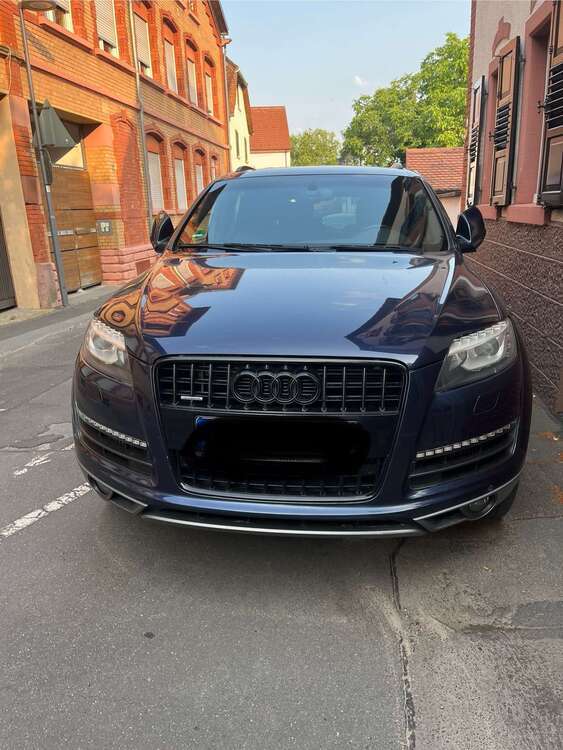 Q7