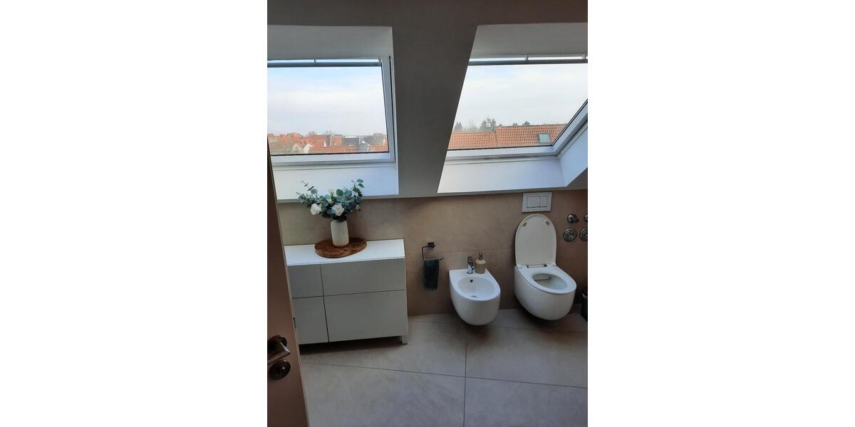 Etagenwohnung Flörsheim am Main - 4 Zimmer, 123 m&sup2;, 1.442&euro; | Angebot:26393829
