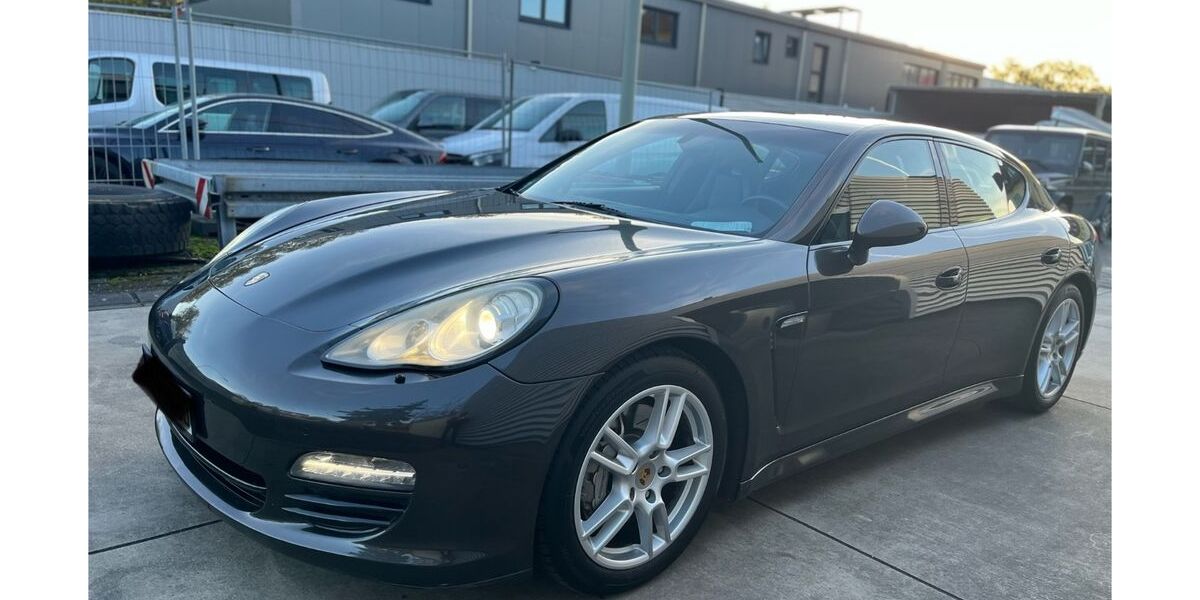 Porsche Panamera 235.000 km 15.990 &euro; Frankfurt am Main 65933