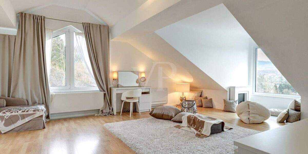 Einfamilienhaus Kelkheim (Taunus) / Fischbach Fischbach - 7 Zimmer, 272 m&sup2;, 3.300&euro; | Angebot:25533945