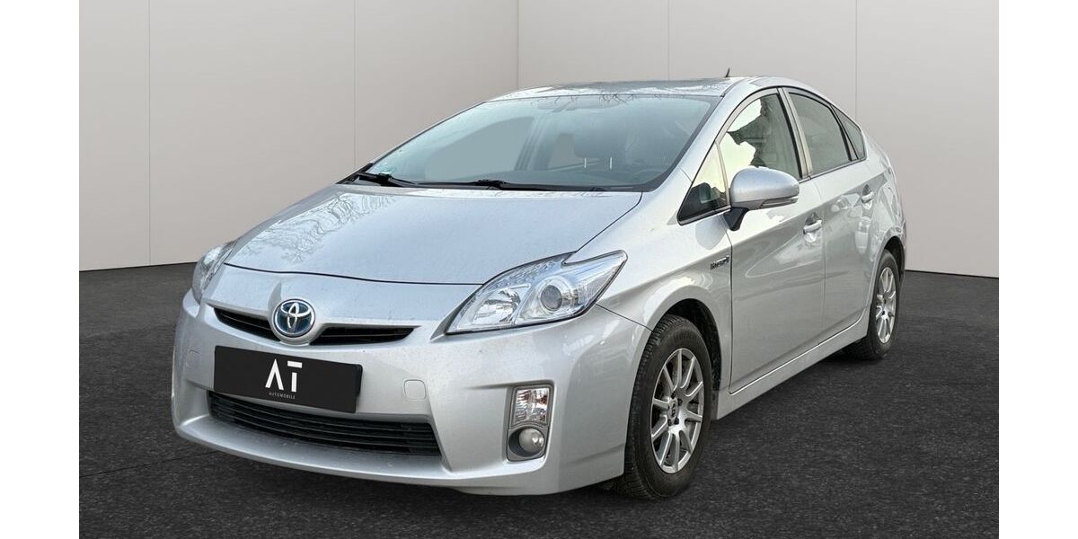 Toyota Prius 143.792 km 8.990 &euro; Frankfurt am Main 65933