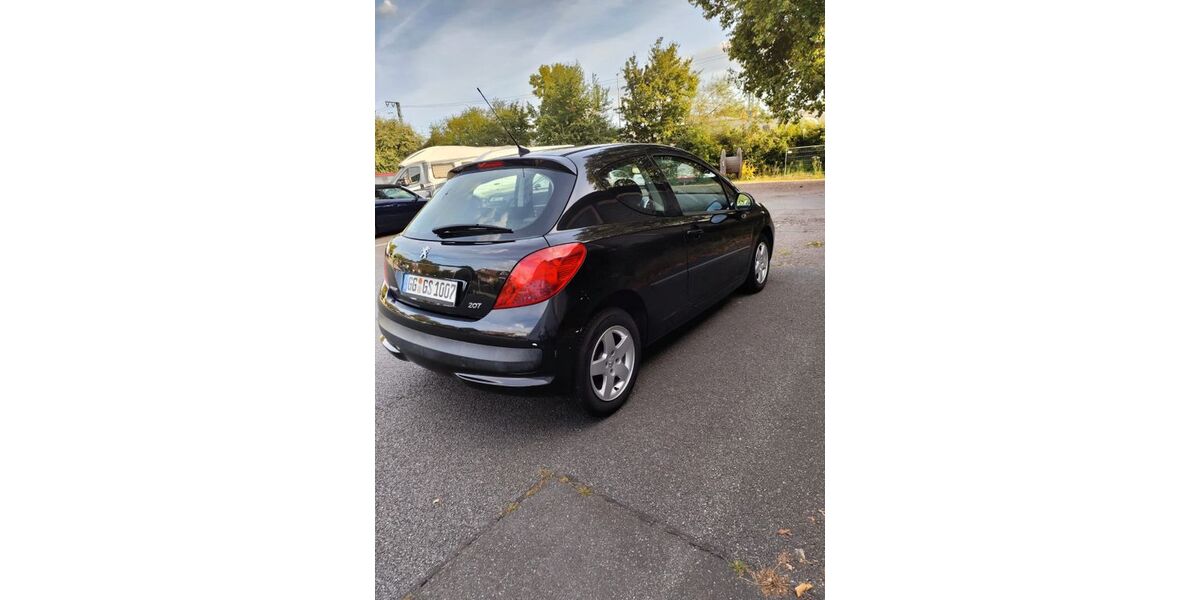 Peugeot 207 142.598 km 1.200 &euro; Ginsheim 65462