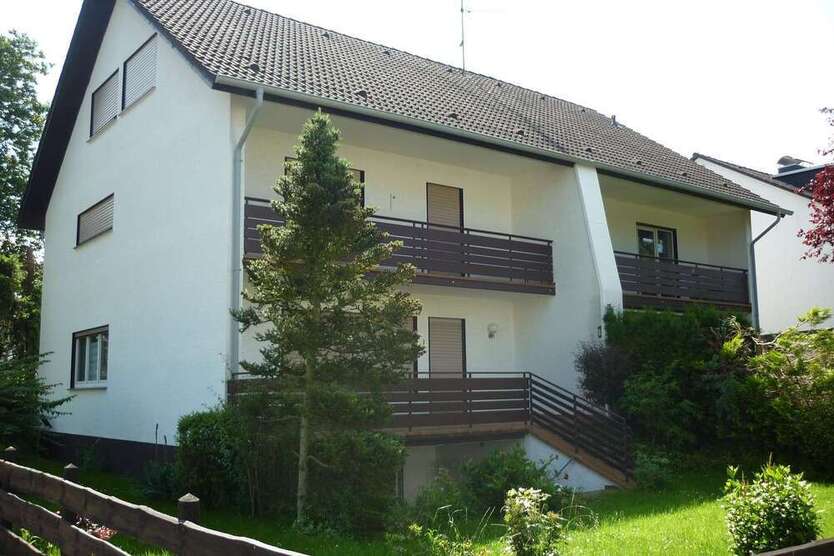 Haus zum Mieten in Offenbach-Rumpenheim 2.300 € 250 m²