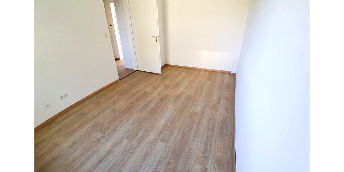 Reihenhaus Königstein im Taunus - 3 Zimmer, 213 m&sup2;, 1.750&euro; | Angebot:24748813