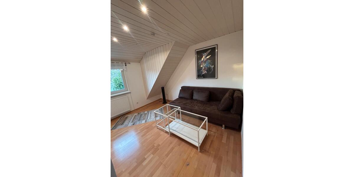 Dachgeschoßwohnung Frankfurt am Main Bergen-Enkheim - 3 Zimmer, 50 m&sup2;, 900&euro; | Angebot:26412889
