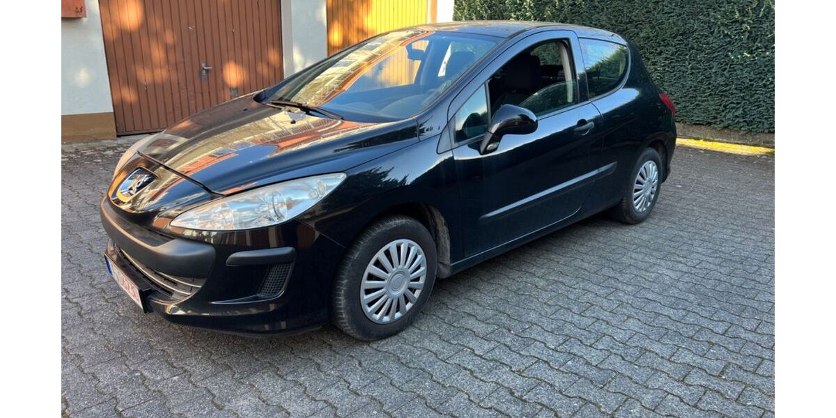 Peugeot 308 144.000 km 999 &euro; Frankfurt/Main 60489