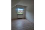 Dachgeschoßwohnung Erzhausen - 3 Zimmer, 68 m&sup2;, 930&euro; | Angebot:26413022