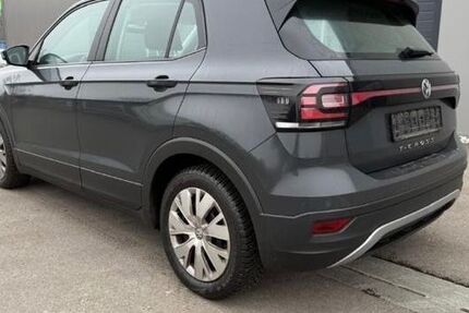 VW T-Cross 185.000 km 12.500 &euro; Hanau 63452