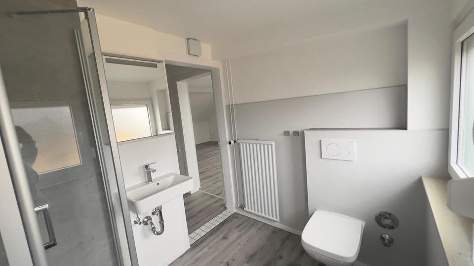 Dachgeschoßwohnung Bad Homburg vor der Höhe Gonzenheim - 2 Zimmer, 54 m&sup2;, 950&euro; | Angebot:26260759