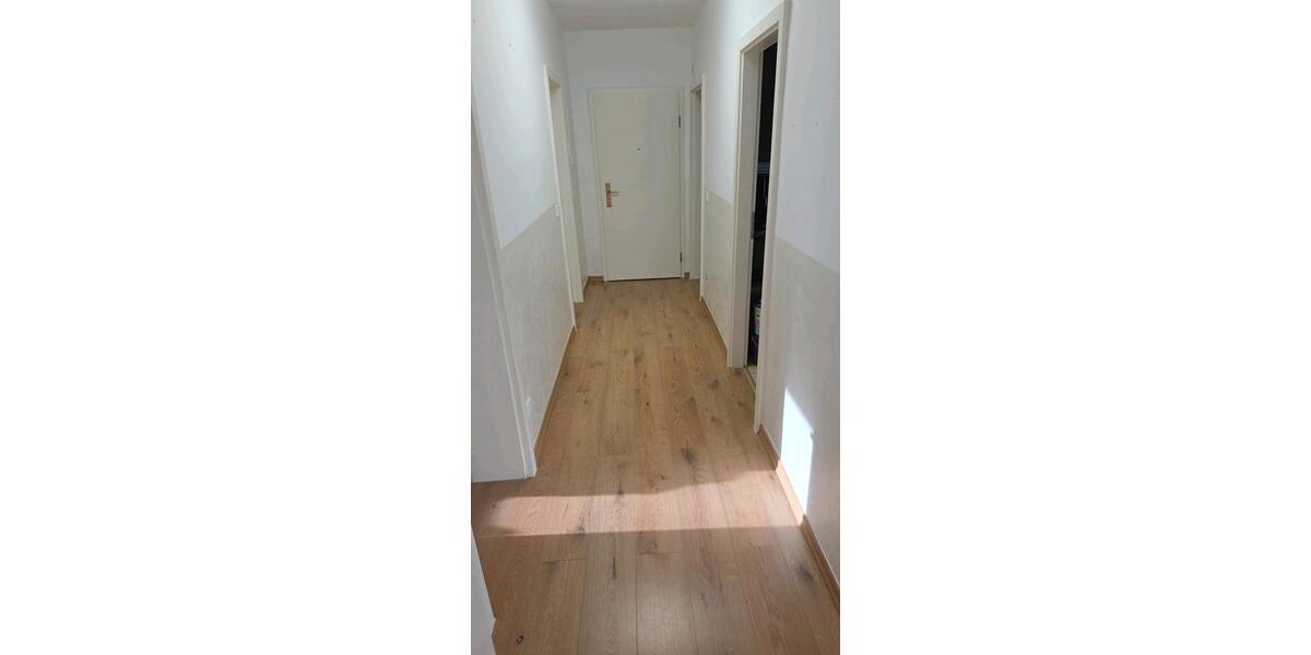 Etagenwohnung Hanau Großauheim - 3 Zimmer, 67 m&sup2;, 260.000&euro; | Angebot:24696082