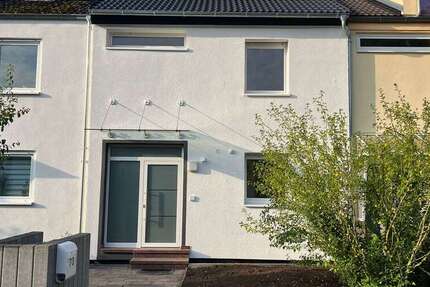 Haus zum Mieten in Heusenstamm 2.160 € 140 m² 5 zimmer