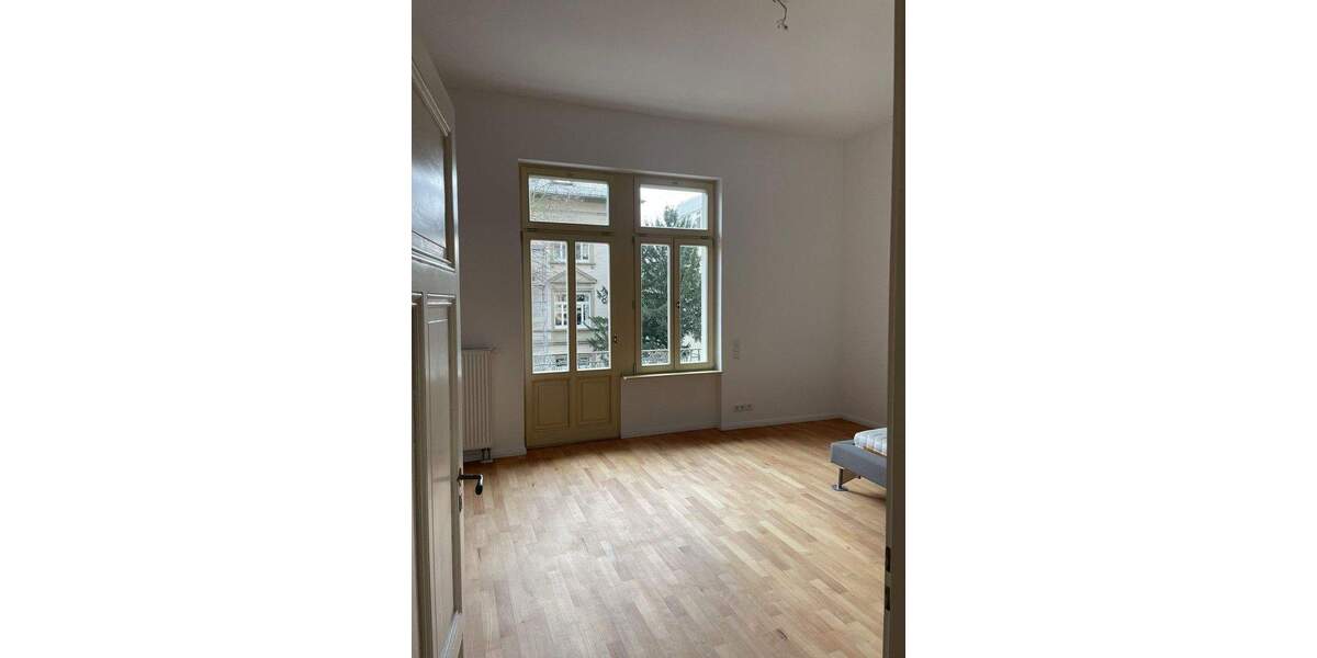 Bestlage Bad Nauheim: 1ZKBB am Kurpark, nach Süden, 40 qm, in Jugendstil-Baudenkmal 1 zimmer