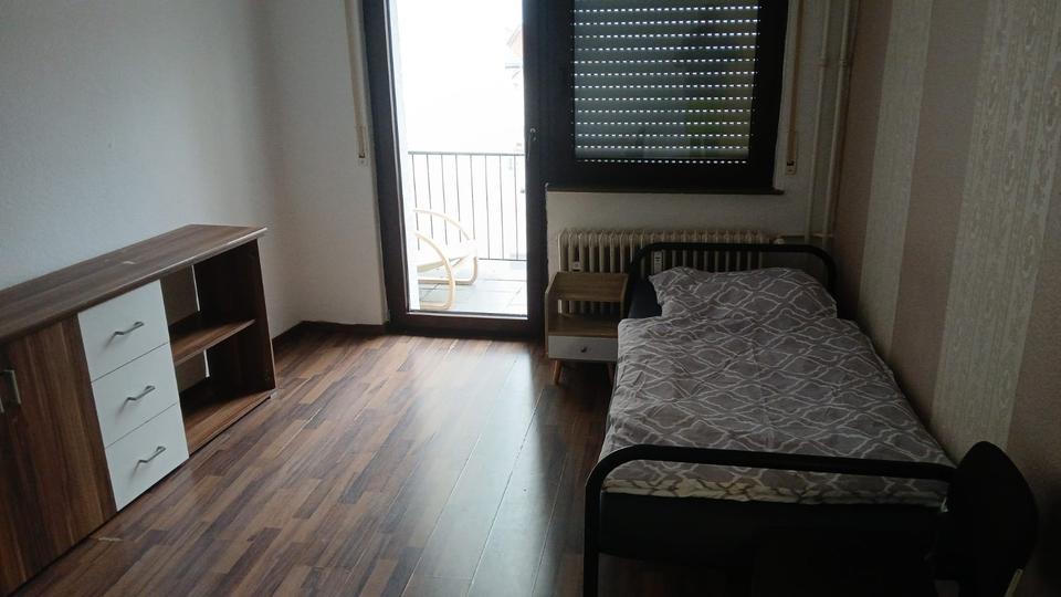 Etagenwohnung Langen (Hessen) - 4 Zimmer, 105 m&sup2;, 1.550&euro; | Angebot:25782759