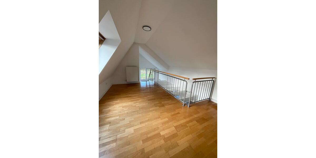 Etagenwohnung Frankfurt am Main Bergen-Enkheim - 2 Zimmer, 87 m&sup2;, 1.550&euro; | Angebot:23435976