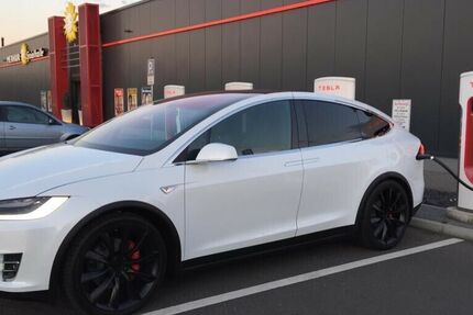 Tesla Model X 82.565 km 94.999 € Friedrichsdorf 61381