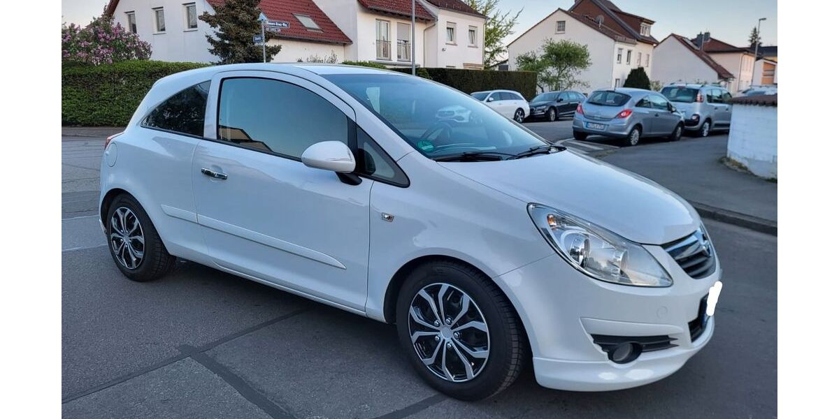 Opel Corsa 118.000 km 3.050 &euro; Rüsselsheim am Main 65428