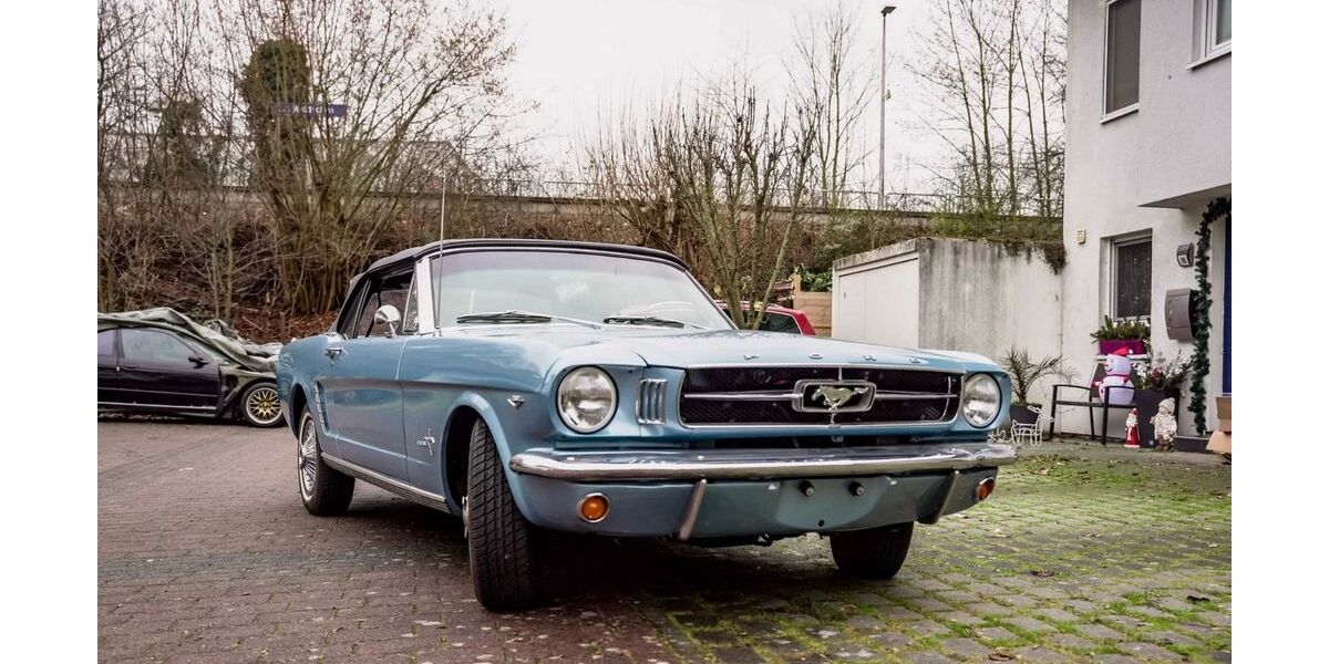 Ford Mustang 9.350 km 22.500 &euro; Nidderau 61130