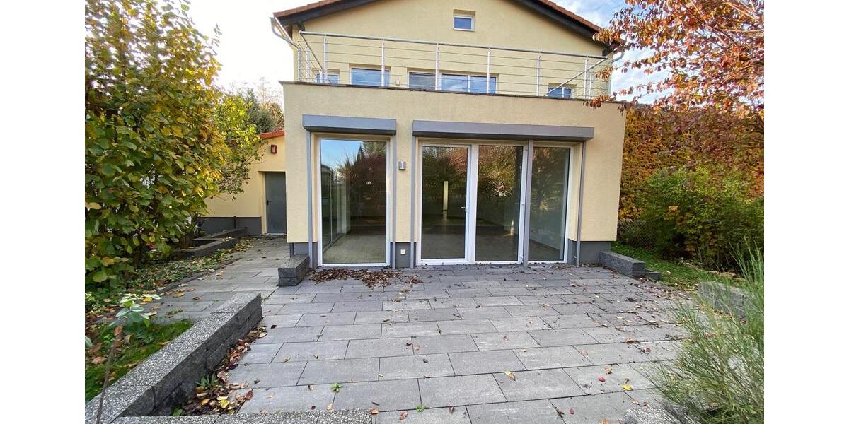 Große Wohnung 113 m2 mit Garten 3 zimmer