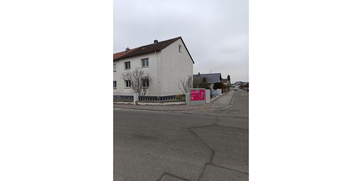 Doppelhaushälfte Griesheim - 6 Zimmer, 150 m&sup2;, 630.000&euro; | Angebot:24980520