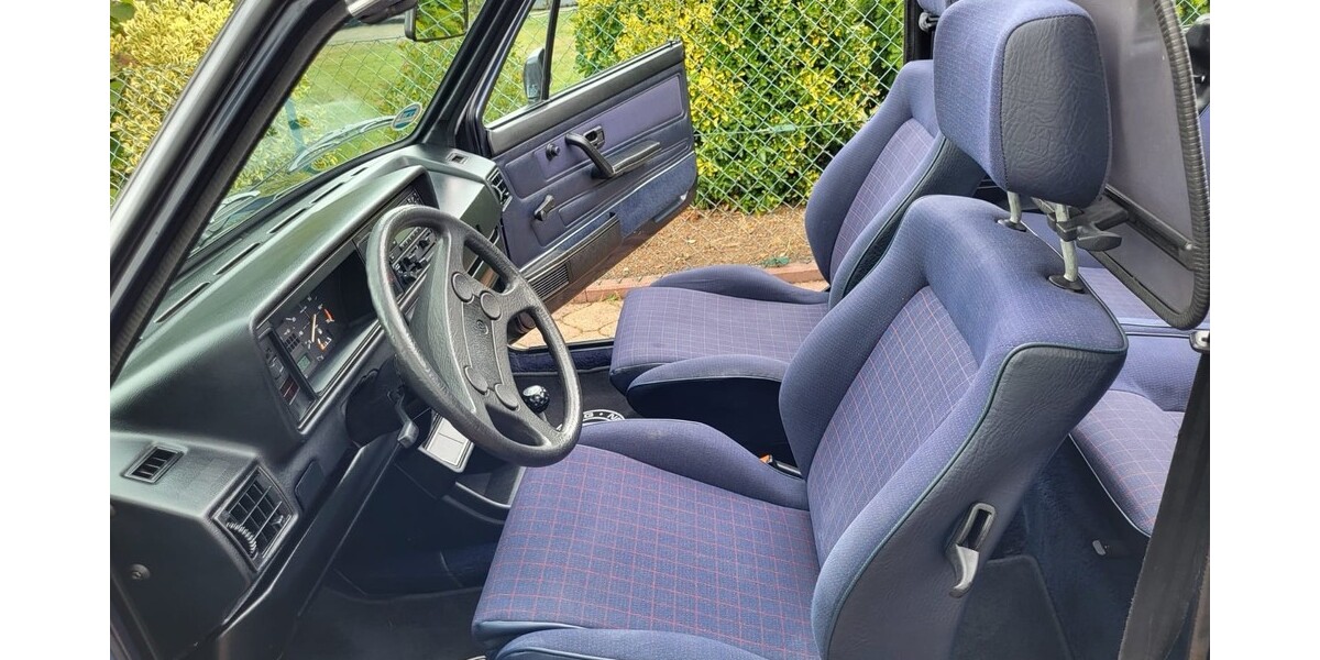VW Golf I Cabriolet 364.000 km 8.499 &euro; Rödermark 63322