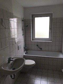 Etagenwohnung Bad Vilbel Siedlung Heilsberg - 4 Zimmer, 70 m&sup2;, 886&euro; | Angebot:25695808