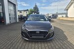 Hyundai i30 YES! Plus Navigation, Panoramadach, LED, Sport 89.202 km 12.890 &euro; Rodgau 63110