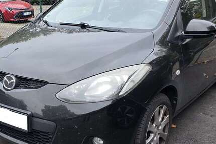 Mazda 2 210.000 km 1.700 &euro; Frankfurt am Main 60437