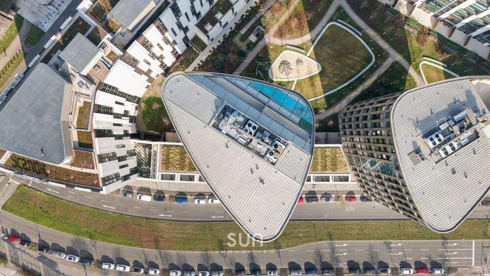 Etagenwohnung Frankfurt am Main Ostend - 2 Zimmer, 64 m&sup2;, 1.850&euro; | Angebot:25737615