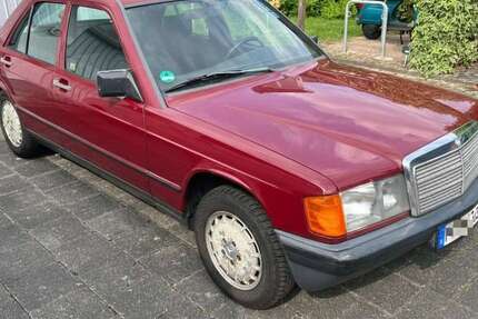 Mercedes-Benz 190 217.980 km 3.700 &euro; Schwanheim (Frankfurt am Main) 60529