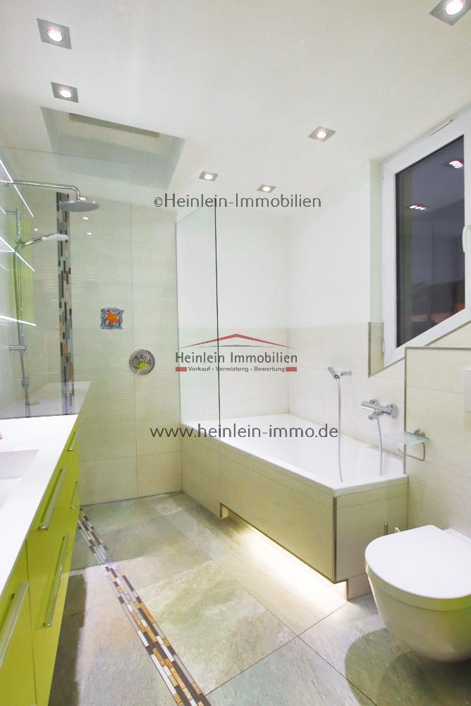 Einfamilienhaus# Sauna# Wintergarten# Kaminofen# PV & Solar# Griesheim Hofmannstr. 8 zimmer