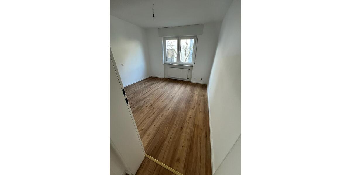 4-Zimmer-Terrassen Wohnung mit Skylineblick & Garten in Kronberg 4 zimmer