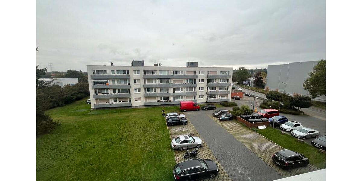 WeihnachtsAktion** Erste Kaltmiete frei**Saniert und bereit für den Einzug 3 zimmer